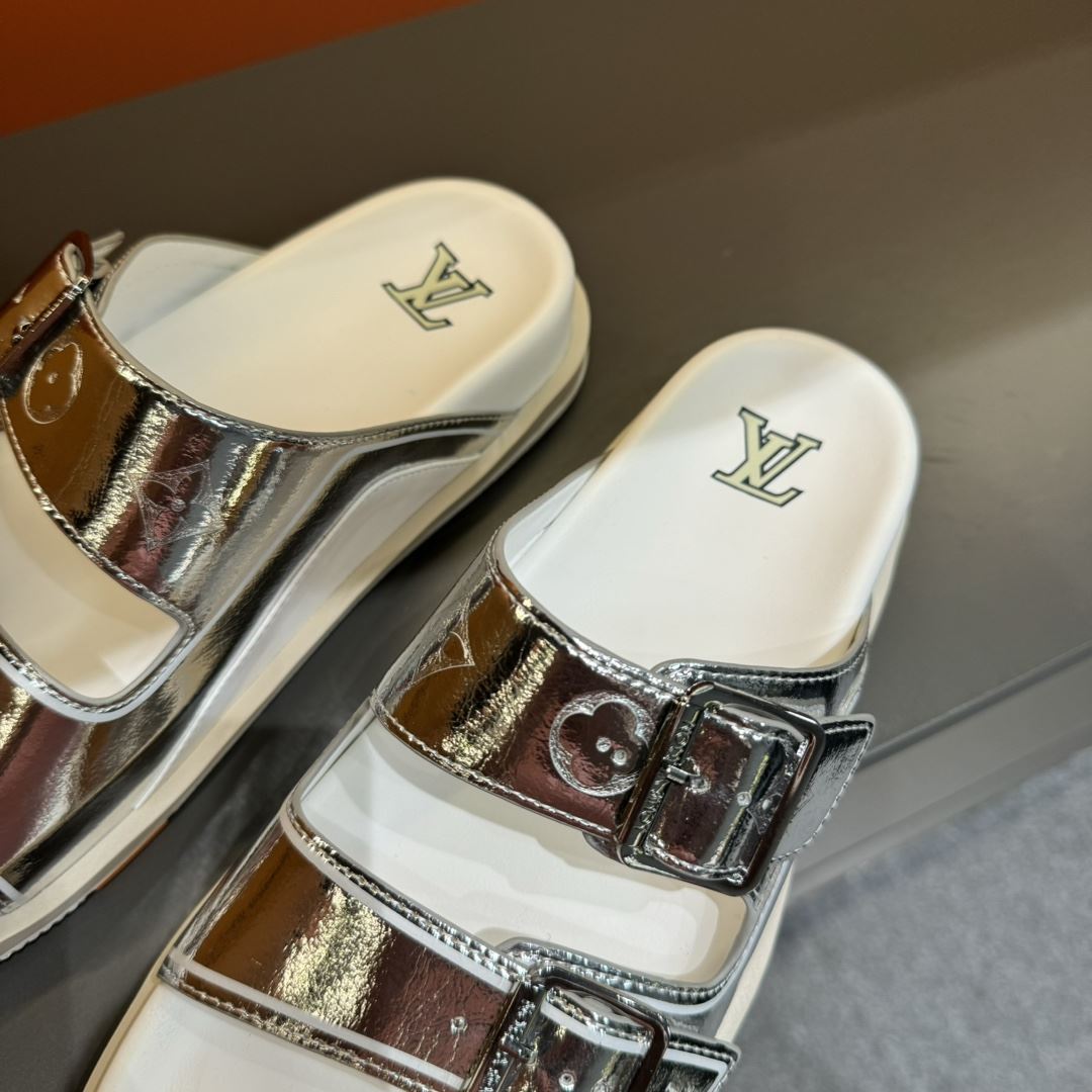 Louis Vuitton Slippers